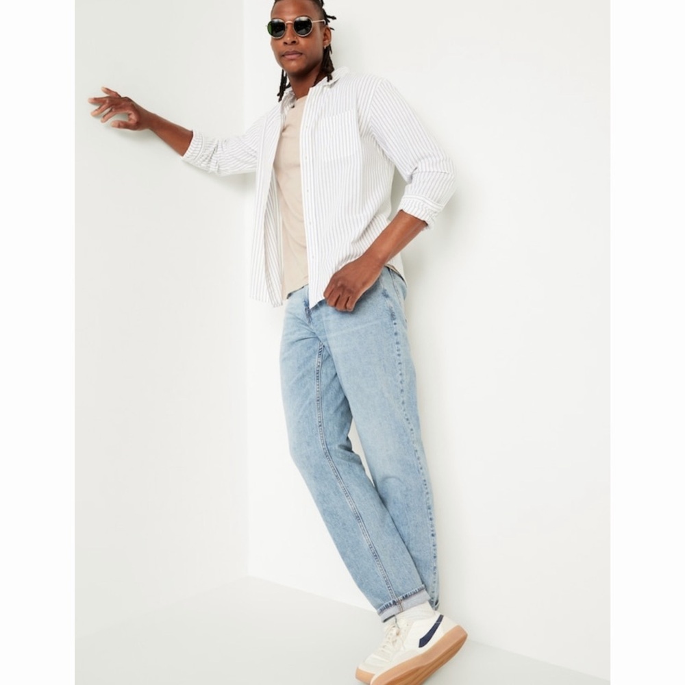 Old Navy Athletic Taper Built-In Flex Jeans in Super Light 44 x 30